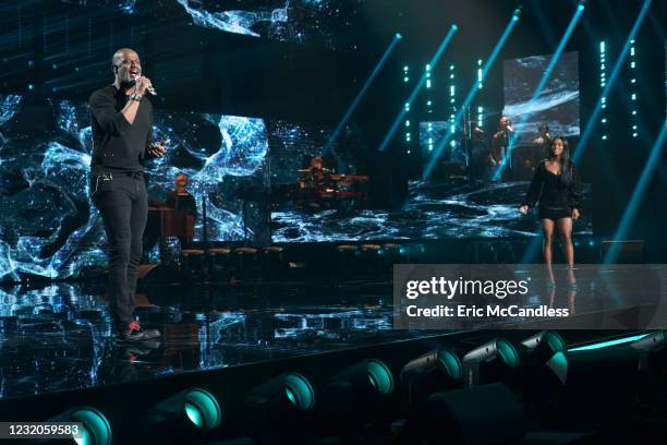 Following last weeks Showstopper round, American Idol continues with the All Star Duet and Solo round, SUNDAY, APRIL 4 , on ABC. BRIAN MCKNIGHT