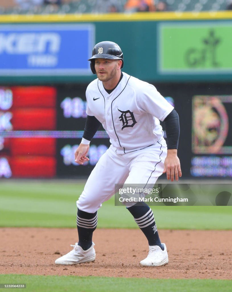 Cleveland Indians v Detroit Tigers