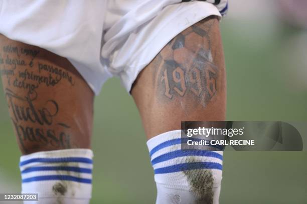 10,922 Round Tattoos Photos and Premium High Res Pictures - Getty Images 10,922 Round Tattoos Photos and Premium High Res Pictures - Getty Images
