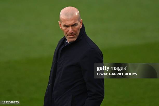 Real Madrid's French coach Zinedine Zidane attends the Spanish League football match between Real Madrid CF and SD Eibar at the Alfredo di Stefano...