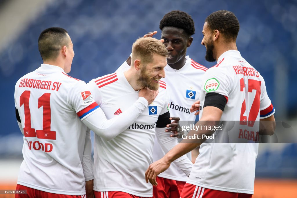 Hannover 96 v Hamburger SV - Second Bundesliga