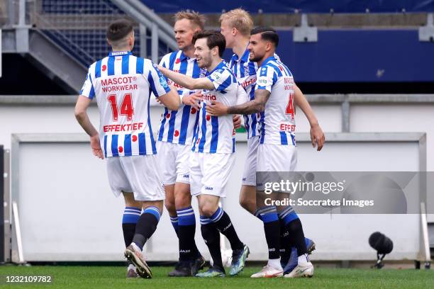 Mitchell van Bergen of SC Heerenveen celebrates 1-0 with Jan Paul van Hecke of SC Heerenveen Rami Kaib of SC Heerenveen, Siem de Jong of SC...