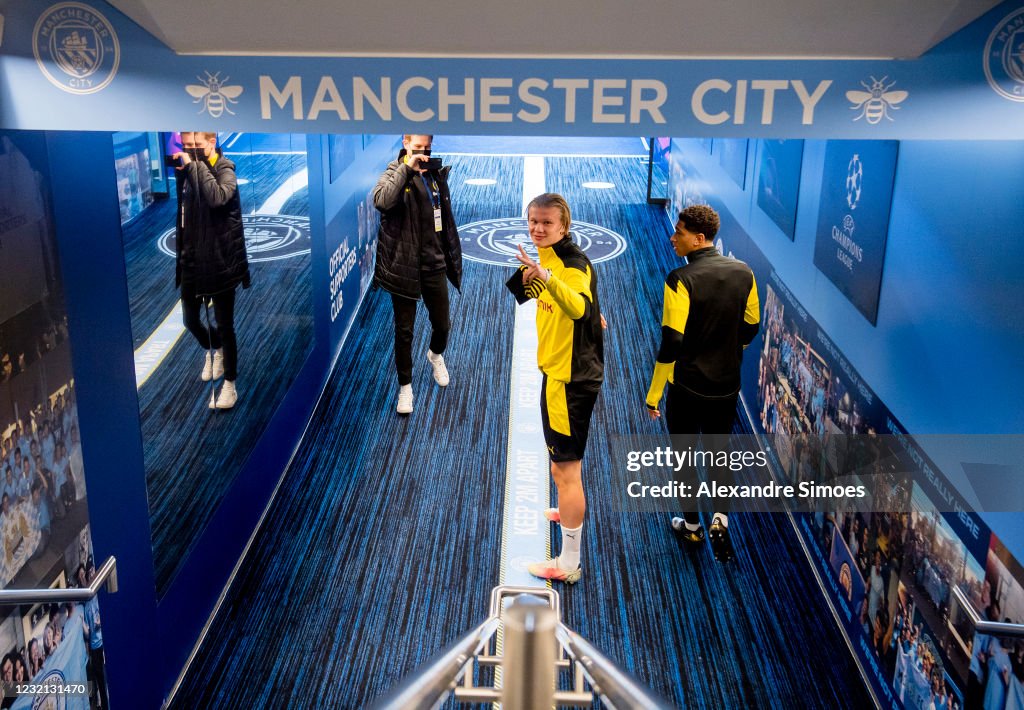 Borussia Dortmund Training And Press Conference