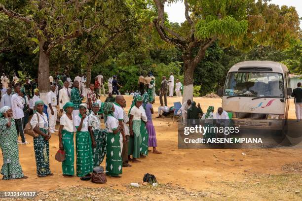 Confesse Queue 111 Kimbanguist Church Photos & High Res Pictures - Getty Images