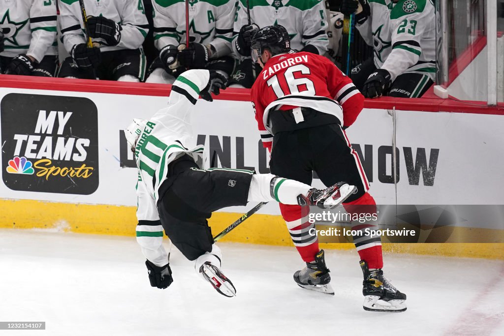 NHL: APR 06 Stars at Blackhawks