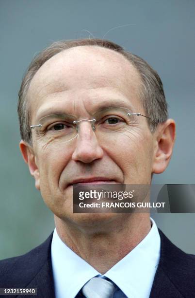 Le directeur général de L'Oréal Jean-Paul Agon pose, le 30 janvier 2007 à l'usine de cosmétiques L'Oréal à Rambouillet. AFP PHOTO FRANCOIS GUILLOT