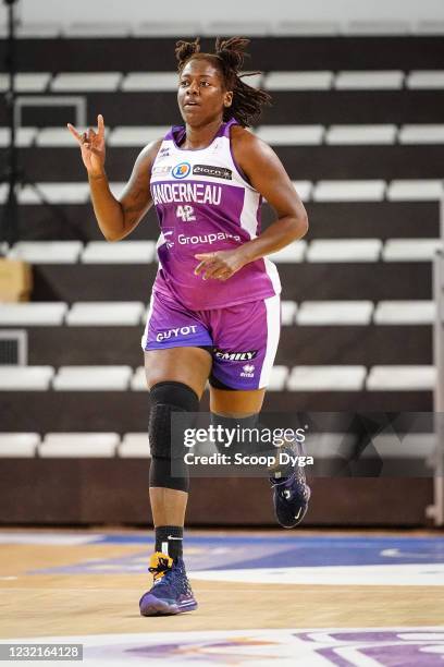 24 Shanavia Dowdell Stock Photos, HighRes Pictures, and Images Getty