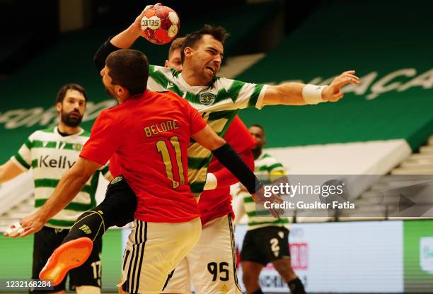 Daniel Ruesga 59 Carlos Ruesga Stock Photos, High-Res Pictures, and Images - Getty Images