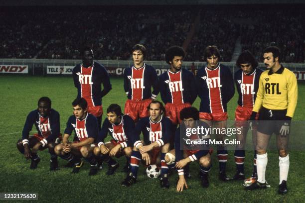 Team Paris Saint Germain line up during the Division 1 match between Paris Saint Germain and AS Saint Etienne, at Parc des Princes, Paris, France on...