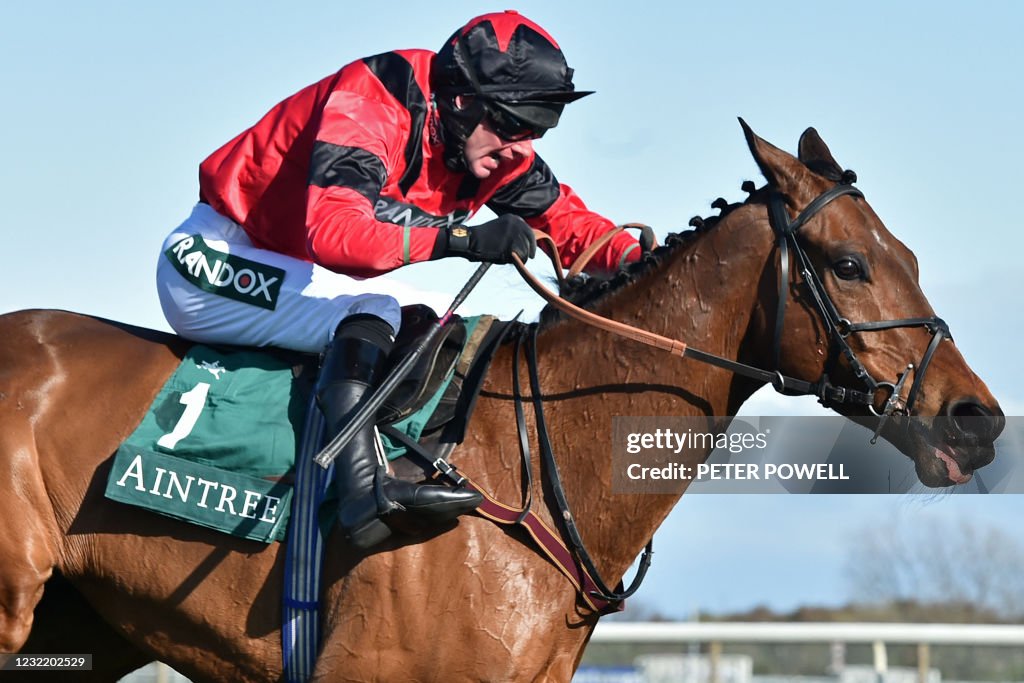 RACING-ENG-AINTREE-NATIONAL