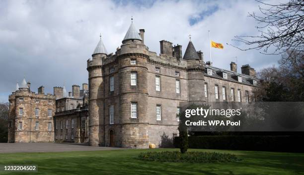 Flag flies at half mast over the Palace of Holyroodhouse after the announcement of the death of the Duke of Edinburgh on April 09, 2021 in Edinburgh,...