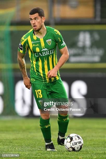 Roberto Olabe of CD Tondela in action during the Liga NOS match between CD Tondela and FC Porto at Estadio Joao Cardoso on April 10, 2021 in Tondela,...