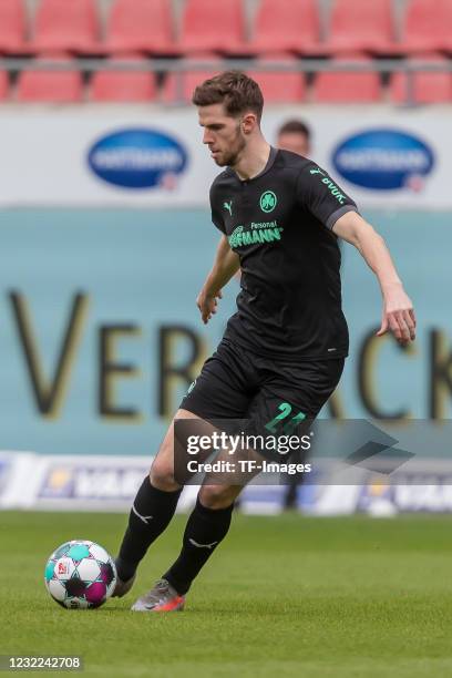 Anton Stach of SpVgg Greuther Fuerth controls the Ball during the Second Bundesliga match between 1. FC Heidenheim 1846 and SpVgg Greuther Fürth at...