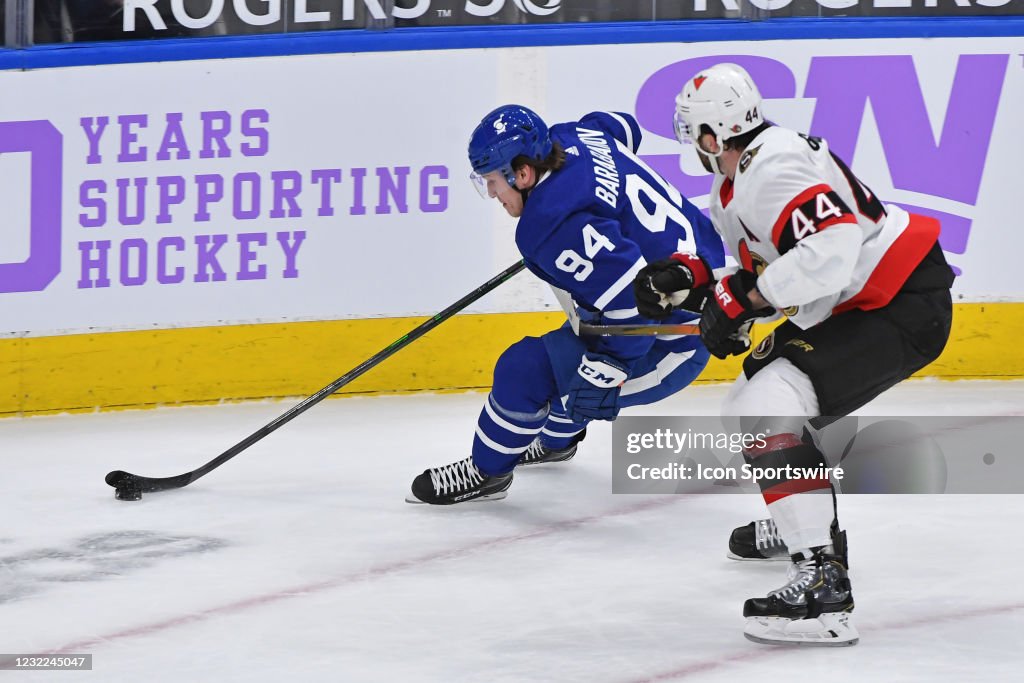 NHL: APR 10 Senators at Maple Leafs