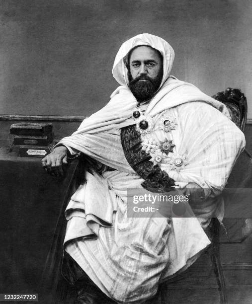 Portrait of Emir Abd-El-Kader, Damascus 1852. Emir Abd-El-Kader was born christian in Algeria. Proclaimed Sultan by Oranese tribes, he fought the...