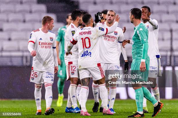 Memphis Depay of Olympique Lyon celebrating his goal with his teammates during the Ligue 1 match between Olympique Lyon and Angers SCO at Groupama...
