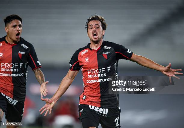 Christian Bernardi of Colon celebrates after scoring the first goal of his team during a match between River Plate and Colon as part of Copa de la...