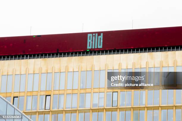 3 616 German Newspaper Bild Stock Photos High Res Pictures And Images 3-616-german-newspaper-bild-stock-photos-high-res-pictures-and-images