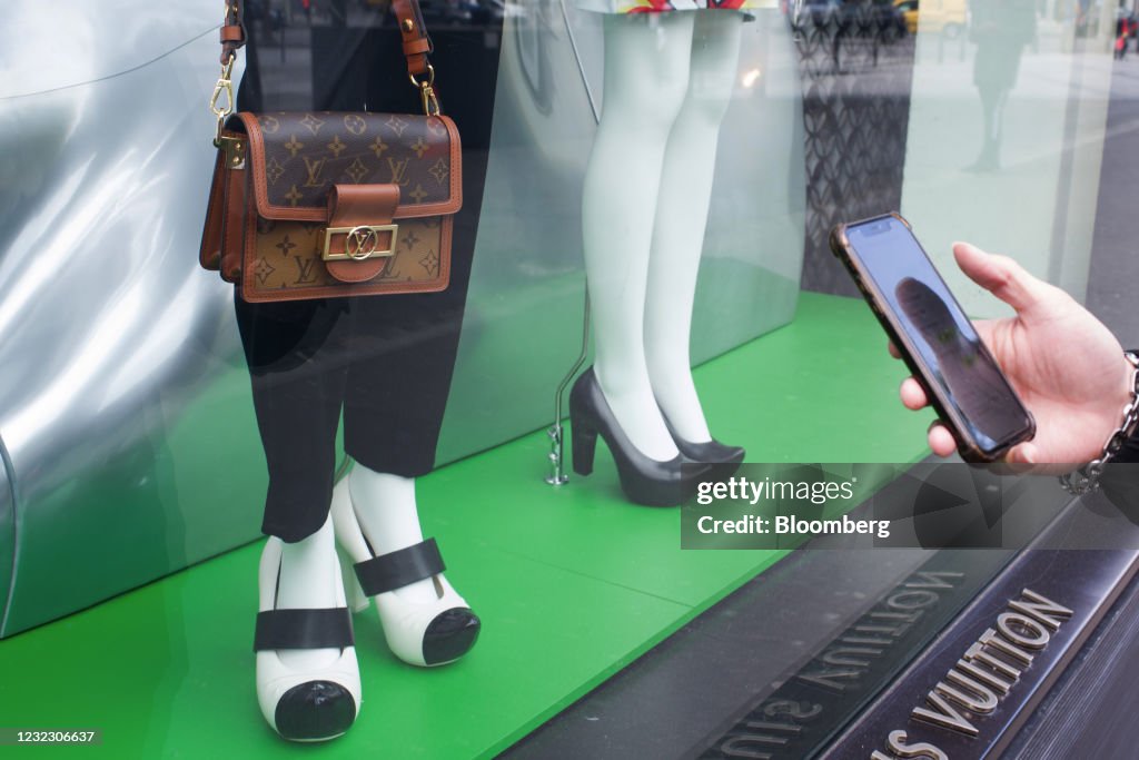 LVMH Stores as Sales Surge Show Luxury Defies Pandemic Gloom