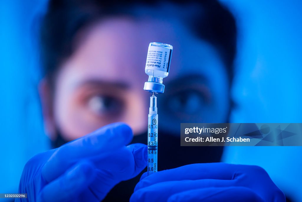 COVID-19 vaccinations for people ages 16 and up in Los Angeles