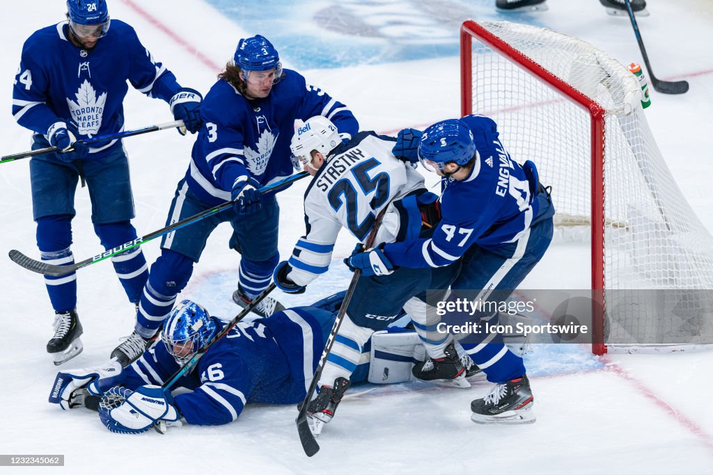 NHL: APR 15 Jets at Maple Leafs