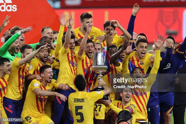 Barcelona playets celebrate after winning the Copa Del Rey Final match between Athletic Club and FC Barcelona at Estadio de La Cartuja in Sevilla,...