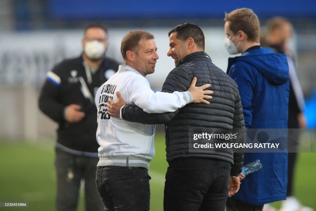 FBL-GER-BUNDESLIGA-BIELEFELD-SCHALKE