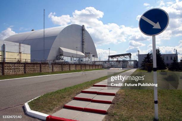 The New Safe Confinement seals off the Object Shelter, also known as the Sarcophagus, a temporary structure built in 1986 over the debris of the 4th...