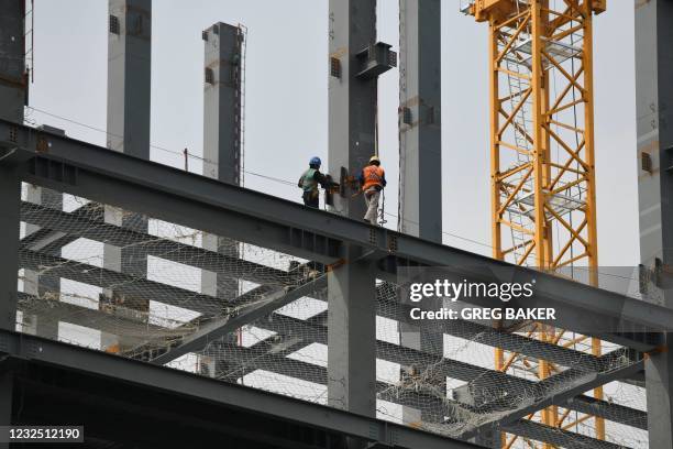 Struts In Building Steel Struts Photos and Premium High Res Pictures - Getty Images