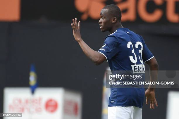 Bordeaux's Malian midfielder Issouf Sissokho celebrates after scoring a goal during the French L1 football match between Lorient and Bordeaux at the...