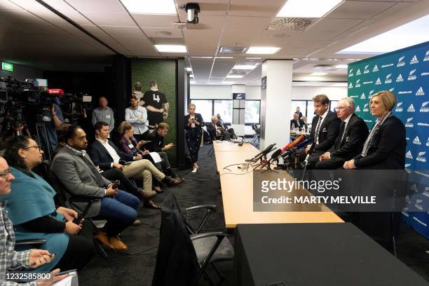 Mark Robinson , CEO of the New Zealand Rugby Union , chairman Brent Impey and NZRU CFO Nicki Nicol attend a press conference following the New...