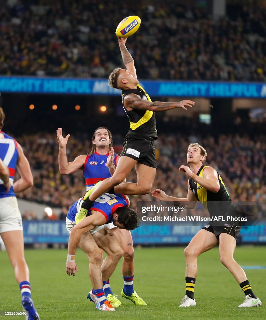 AFL Rd 7 - Richmond v Western Bulldogs