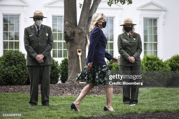 First Lady Tree Tree Planting Ceremony Photos and Premium High Res Pictures - Getty Images
