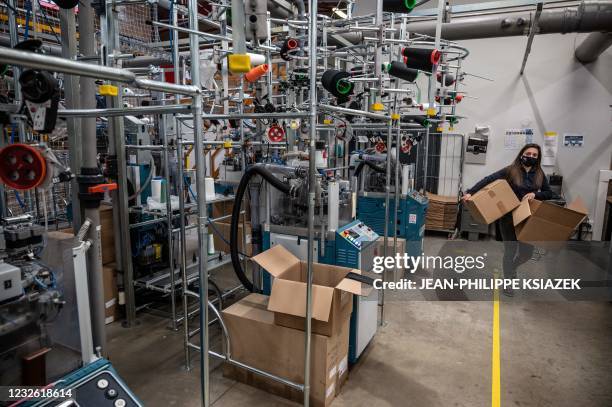 Compression Socks Machine Compression Socks Photos and Premium High Res Pictures - Getty Images
