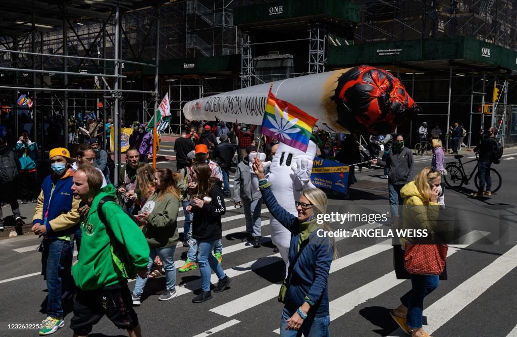 US-DRUGS-PROTEST-LEGALIZATION
