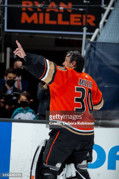 Goaltender Ryan Miller of the Anaheim Ducks waves as he leaves the ice after his final career home game, a 6-2 win over the Los Angeles Kings, at...