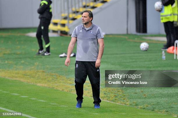 Luca D'angelo coach of Pisa, during the match of the Italian Serie B championship between Frosinone vs Pisa, final result 3-1, match played at the...