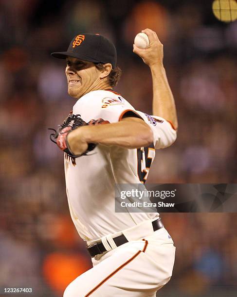 Steve Edlefsen of the San Francisco Giants pitches against the San Diego Padres at AT&T Park on August 23, 2011 in San Francisco, California.