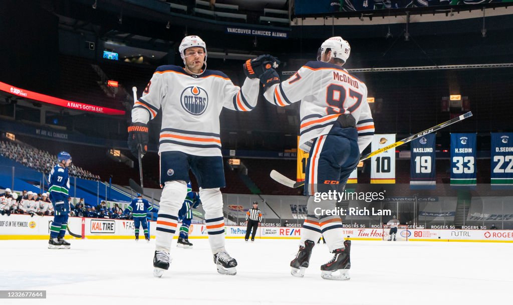 Edmonton Oilers v Vancouver Canucks