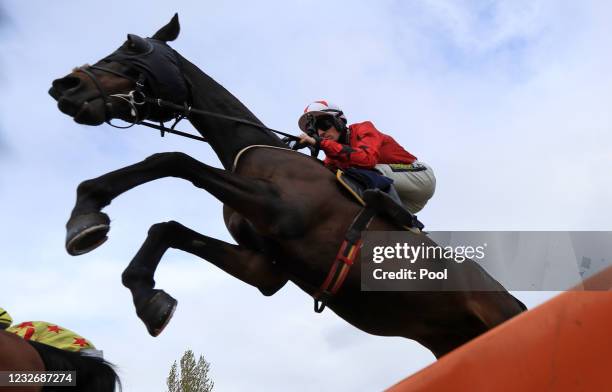 Ballyhill ridden by Sam Twiston-Davies during the banthebeigebuffet Handicap Chase at Southwell Racecourse on May 4, 2021 in Southwell, England.