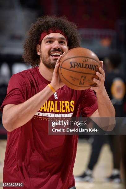 Anderson Varejao of the Cleveland Cavaliers warms up prior to the game against the Phoenix Suns on May 4, 2021 at Rocket Mortgage FieldHouse in...