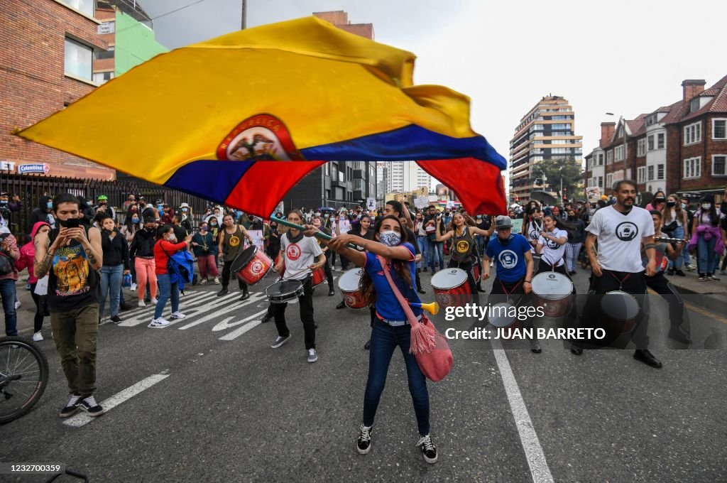 TOPSHOT-COLOMBIA-TAX-REFORM-PROTEST
