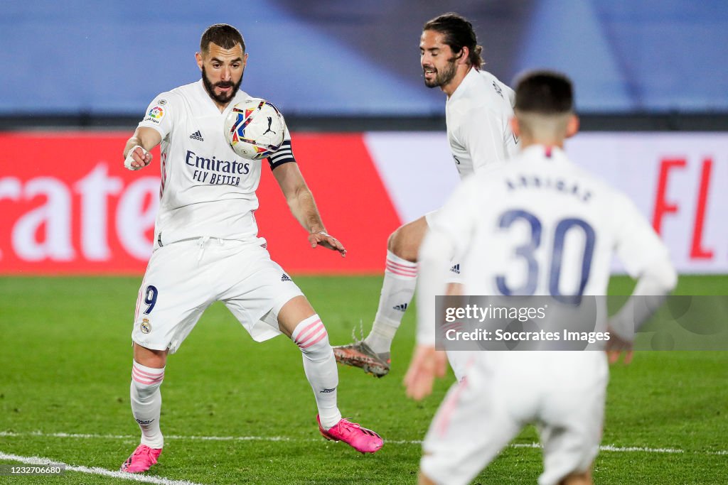 Real Madrid v Osasuna - La Liga Santander