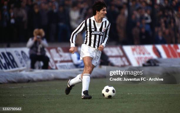 Juventus player Paolo Rossi during a match on 1984 in Turin, Italy.