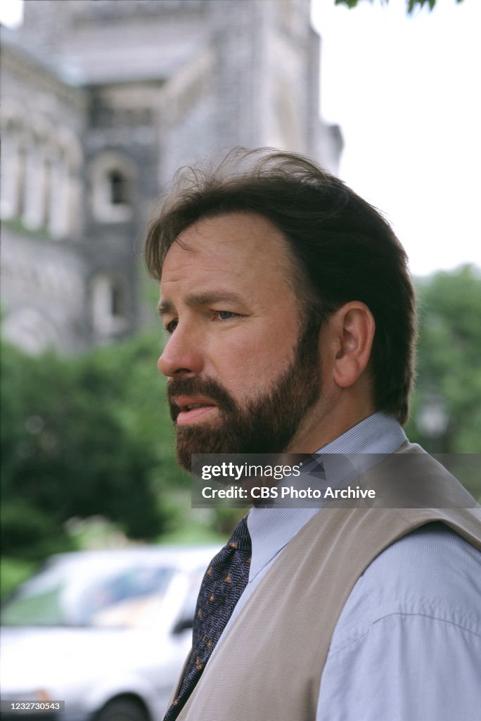 John Ritter stars in LETHAL VOWS. Air date October 13, 1999. News