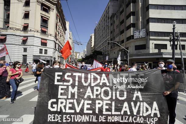 Teachers and students protest against the return of face-to-face classes without all having been vaccinated against the coronavirus pandemic in Sao...