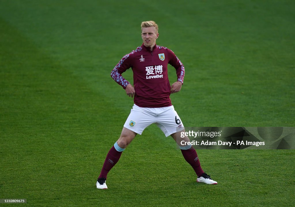 Fulham v Burnley - Premier League - Craven Cottage