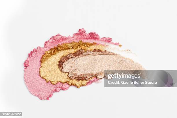 creamy eyeshadows smeared on white background - eyeshadow photos et images de collection