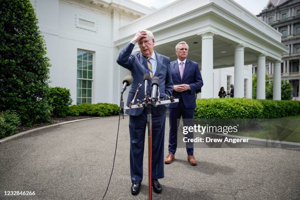 Senate Minority Leader Mitch McConnell and House Minority Leader Kevin McCarthy address reporters outside the White House after their Oval Office...