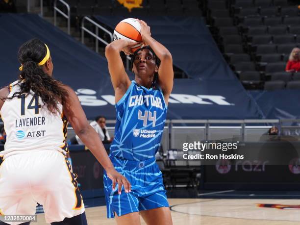 Kobi Thornton of the Chicago Sky shoots the ball against the Indiana Fever at Bankers Life Fieldhouse on May 3, 2021 in Indianapolis, Indiana. NOTE...